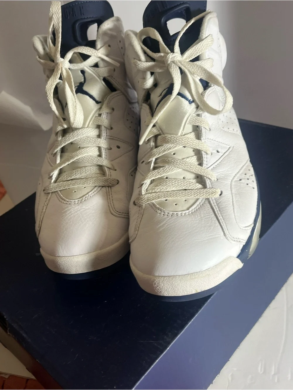 Air Jordan 6 Retro size 9.5